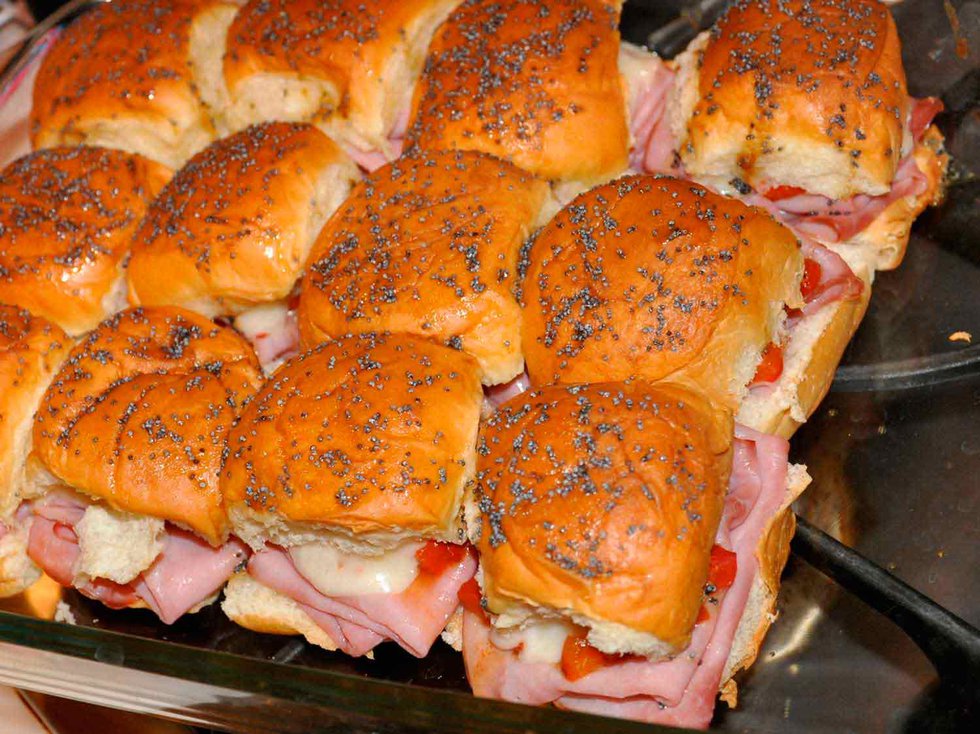 Ham Party Sandwiches with Roasted Red Pepper 1