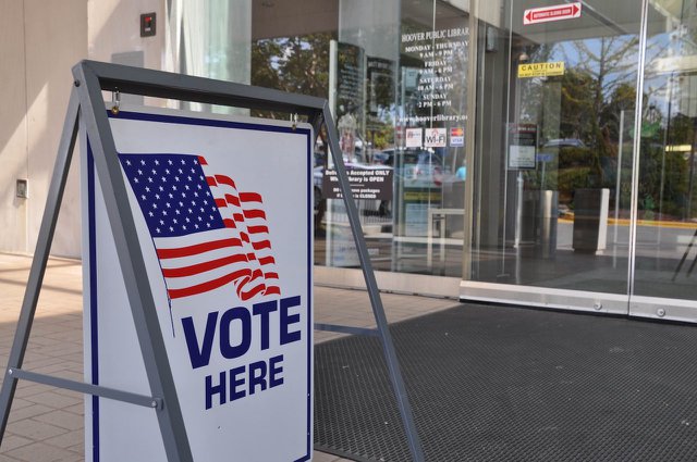 Voting at Hoover library.jpg