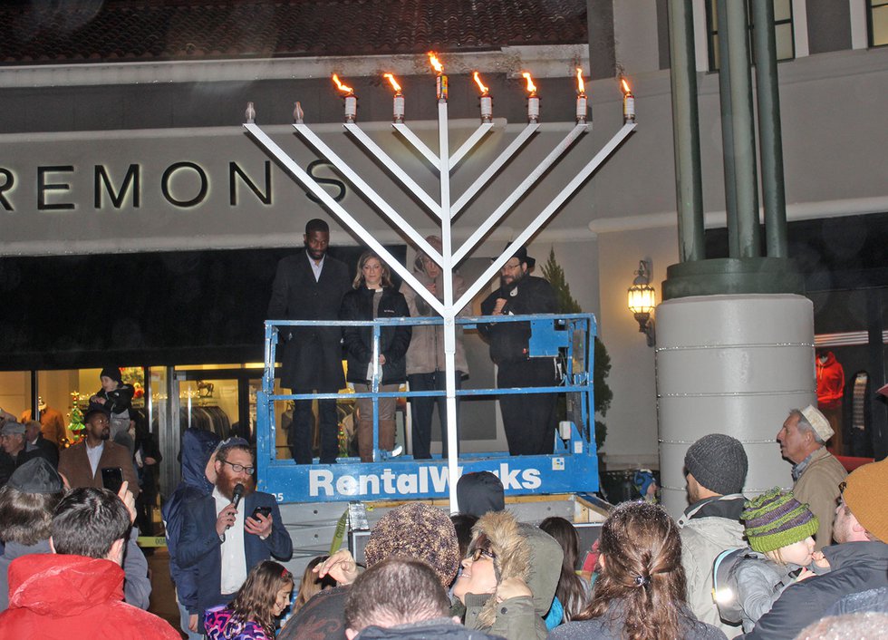 EVENTS-Chabad-Hanukkah-menorah-lighting.jpg