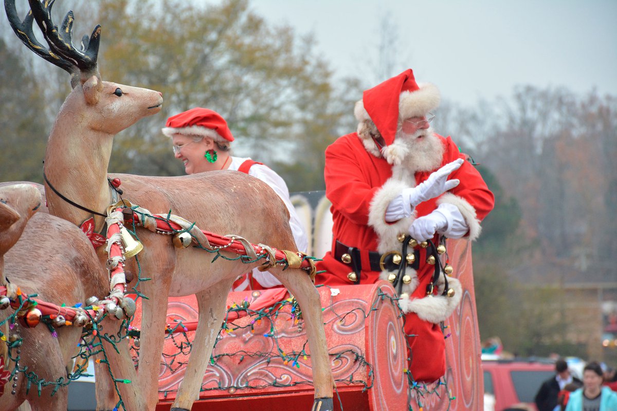 Chelsea Christmas parade, Santa event returns